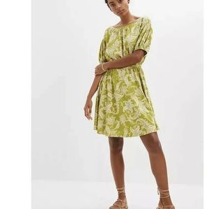Daily Practice green paisley puff sleeve dress